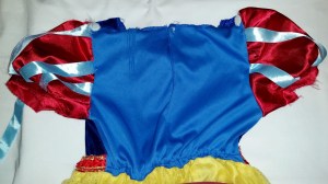 back of snow white dress